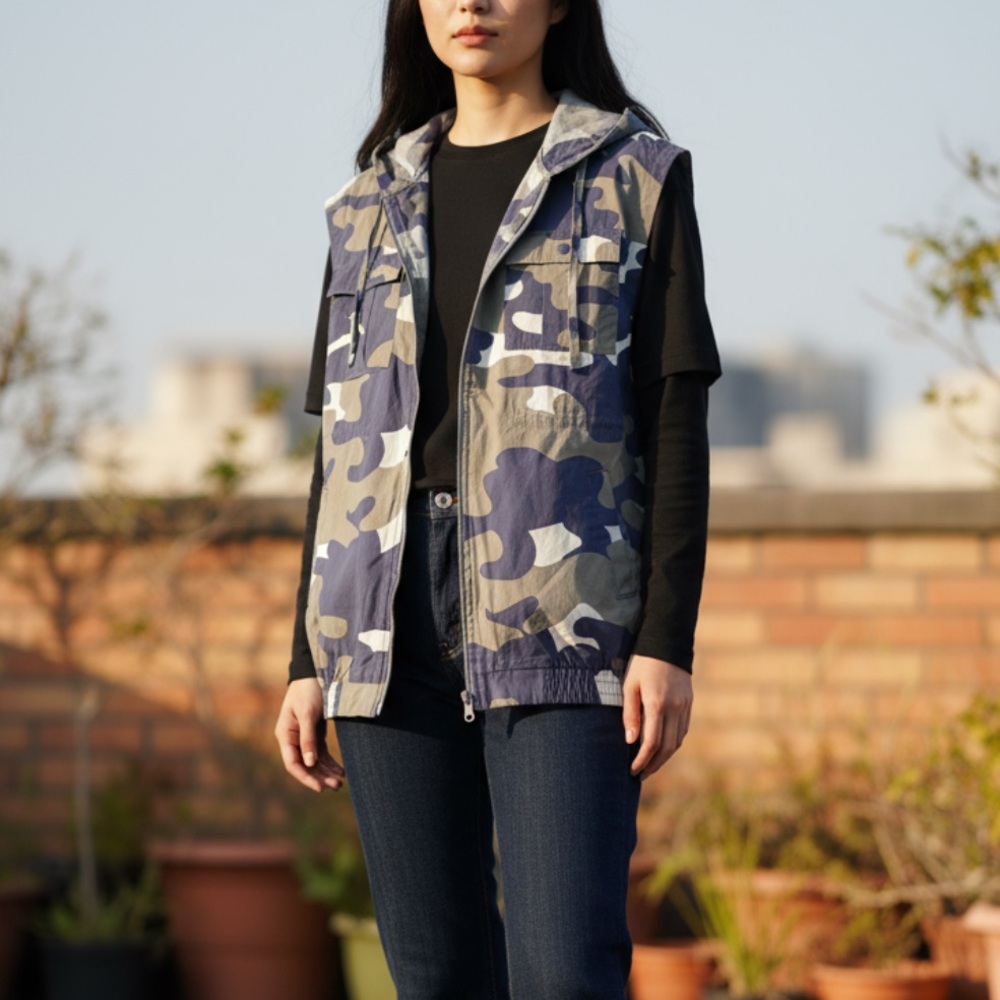 OFFLINE by Aerie Camo Zip-Up Utility Oversized Vest – Size Small